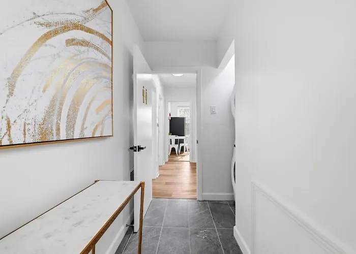 Dormont, !c Modern & Unique Private Bedroom With Shared Bathroom Homestay Pittsburgh